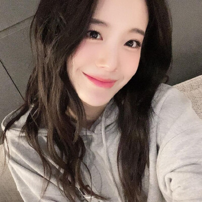 -你的青春是什么？
-我把我的青春都献给了fromis_9