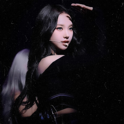 -柳智敏
原fruity0411