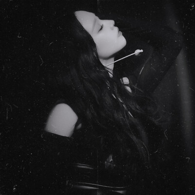 -柳智敏
原fruity0411