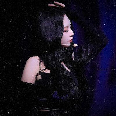 -柳智敏
原fruity0411