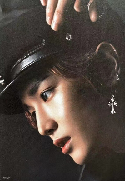 李泰容