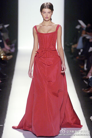 Carolina Herrera 2005