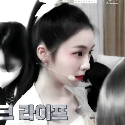 
白日梦我 ’ Fall into the heart
