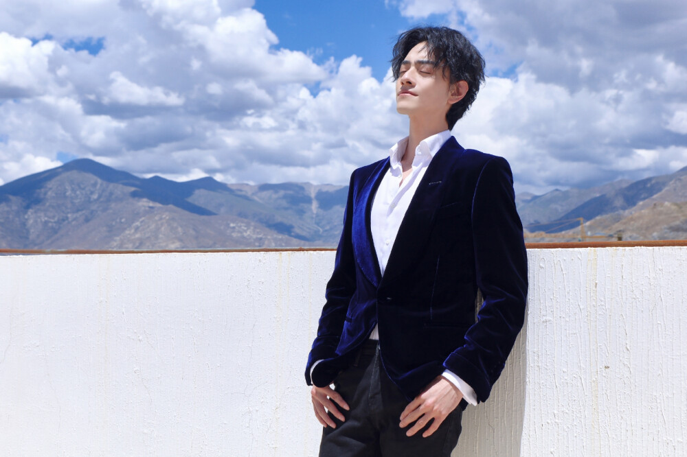 20220728 西藏
音乐剧演员郑云龙