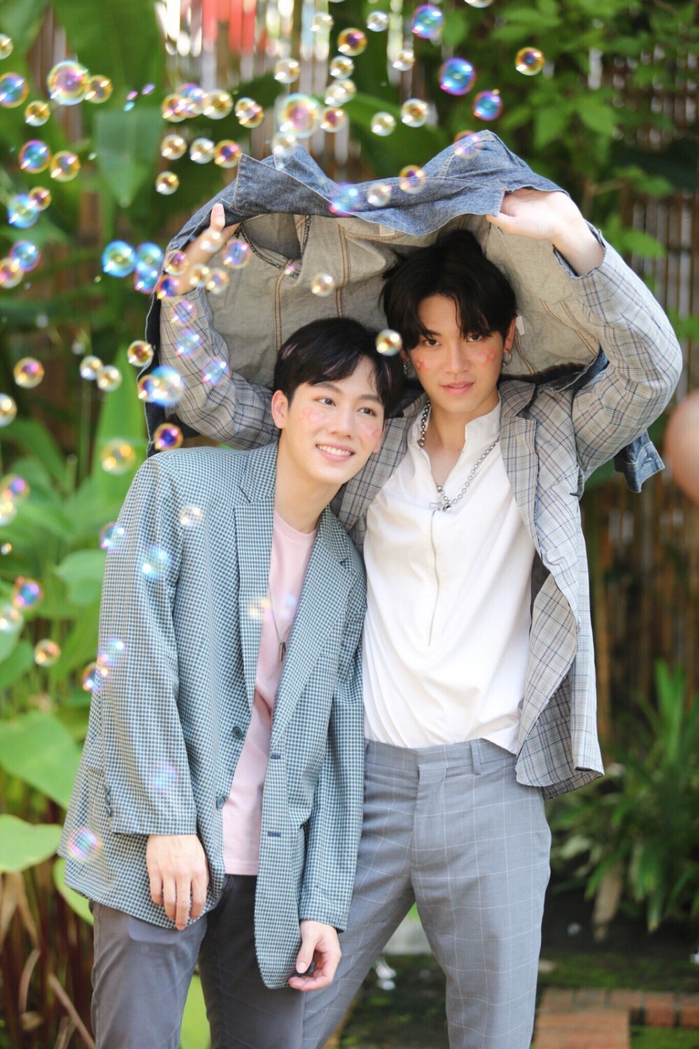 yinwar 黄立贤刘沃沃