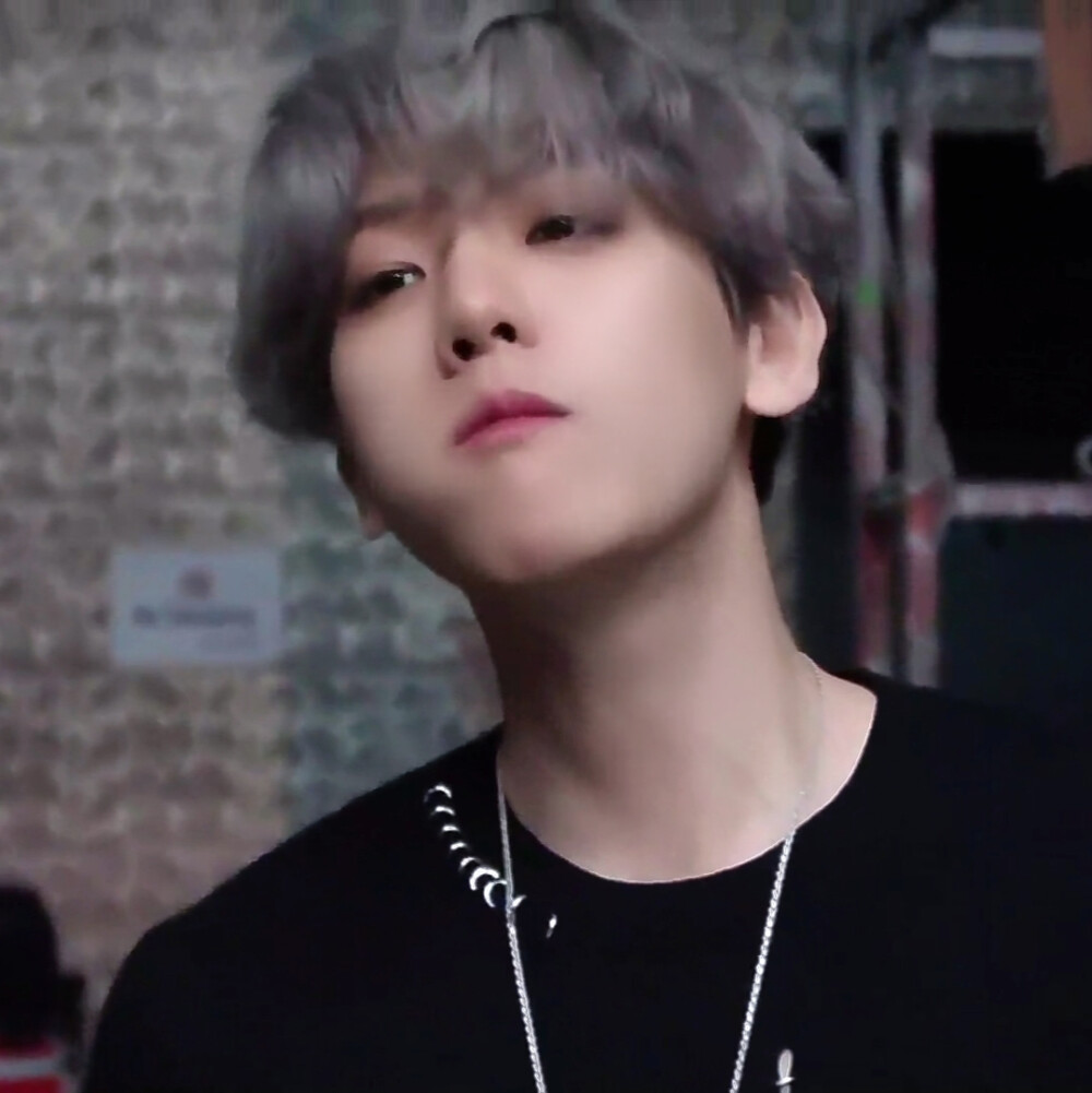 边伯贤套图6可二改看简介