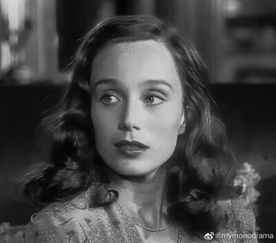 克里斯汀·斯科特·托马斯
Kristin Scott Thomas