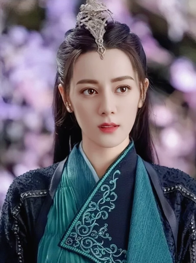 与君初相识