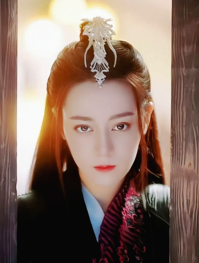 与君初相识