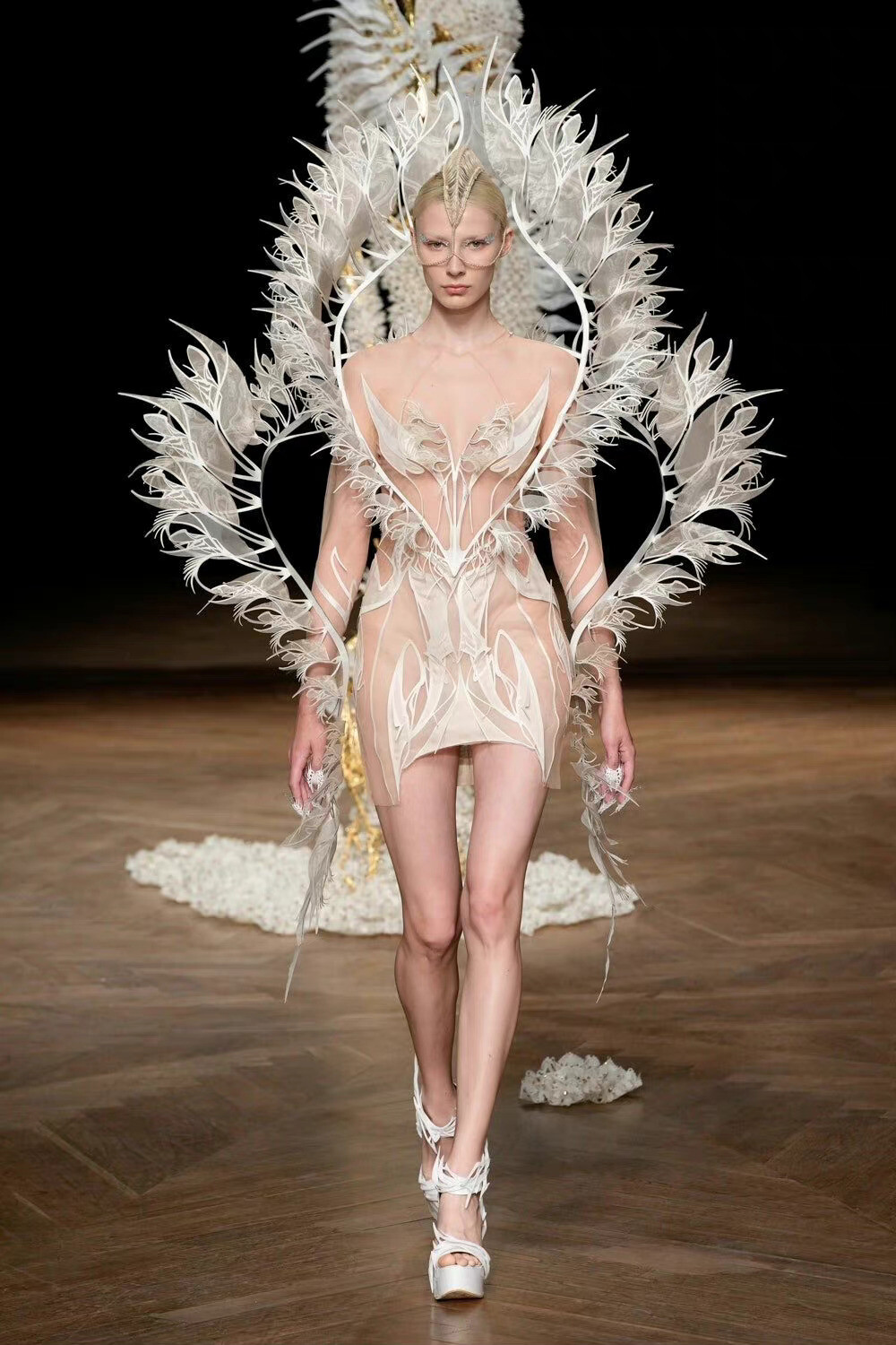 Iris van Herpen Fall 2022 couture ​​​