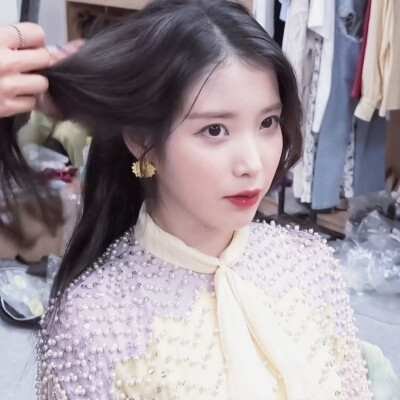 IU