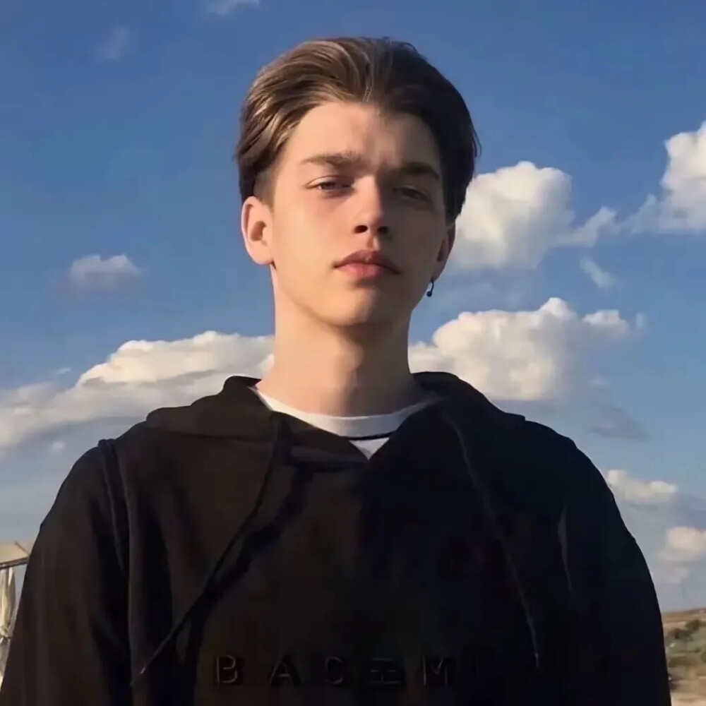 真人男头