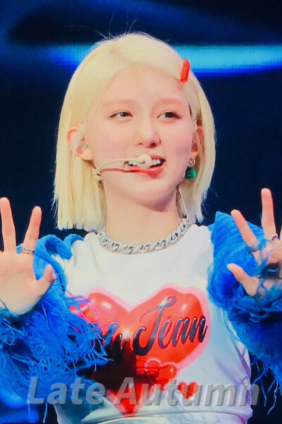 GAEUL 金秋天
©LateAutumn0924 禁二改禁商用