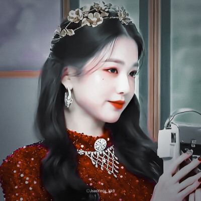 张元英Won Young。
原郑颂意。