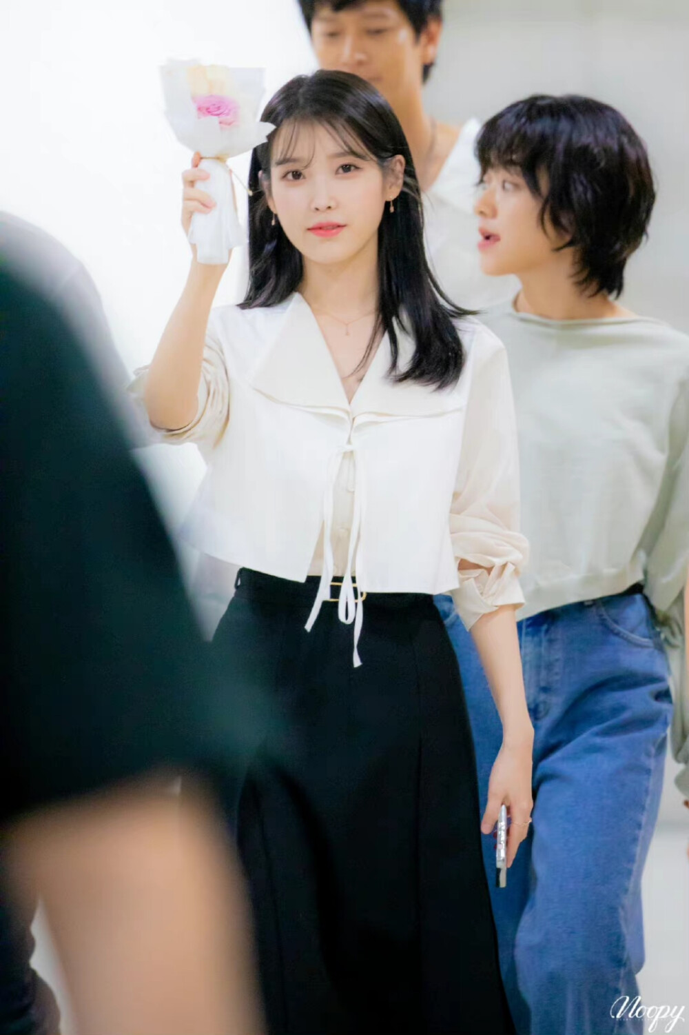 iu 李知恩 08logo 侵权删.