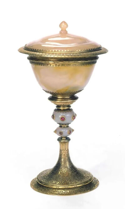 V&A博物馆收藏19世纪初出品文艺复兴风格玛瑙装饰杯
