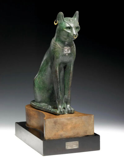 盖尔-安德森猫｜ Gayer-Anderson Cat, 664-332 BC, The British Museum.因其由收藏家盖尔-安德森少校捐赠给了大英博物馆，而被称为“盖尔-安德森猫”。