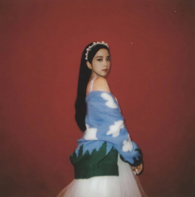 推荐Kim jisoo小众化头像2