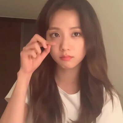 推荐Kim jisoo小众化头像3
