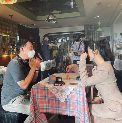 推荐Kim jisoo小众化头像4