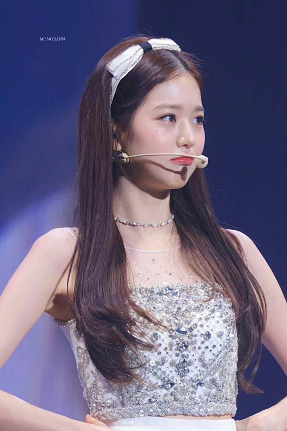 WONYOUNG 张员瑛
©momo_RAN_ 禁二改禁商用