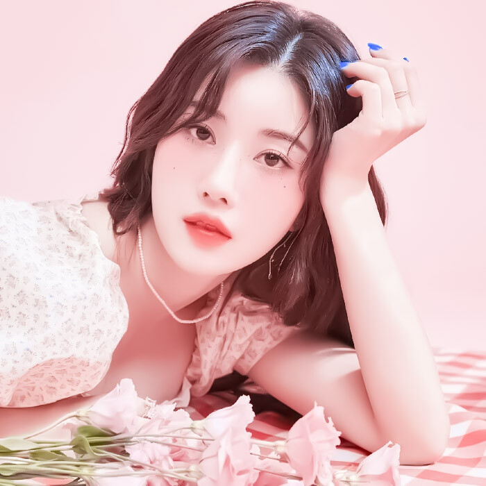 女爱豆头像权恩妃陈佳恩赞评论更多