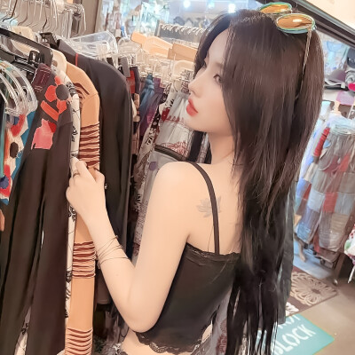 田小娟.全昭妍
娟姐驾到统统闪开！