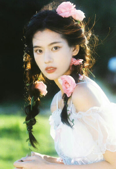 “风说了许多 把夏天注得盈满” ​
摄影：@黎小遇 ​