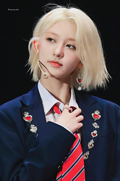 GAEUL 金秋天
©LateAutumn0924 禁二改禁商用