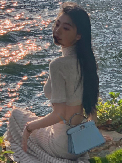 梦玲美女姐姐