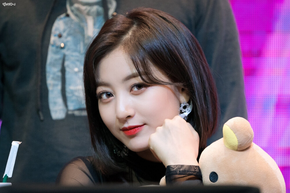 twice朴志效jihyo赞评论更多所有评论你也来说些什么吧