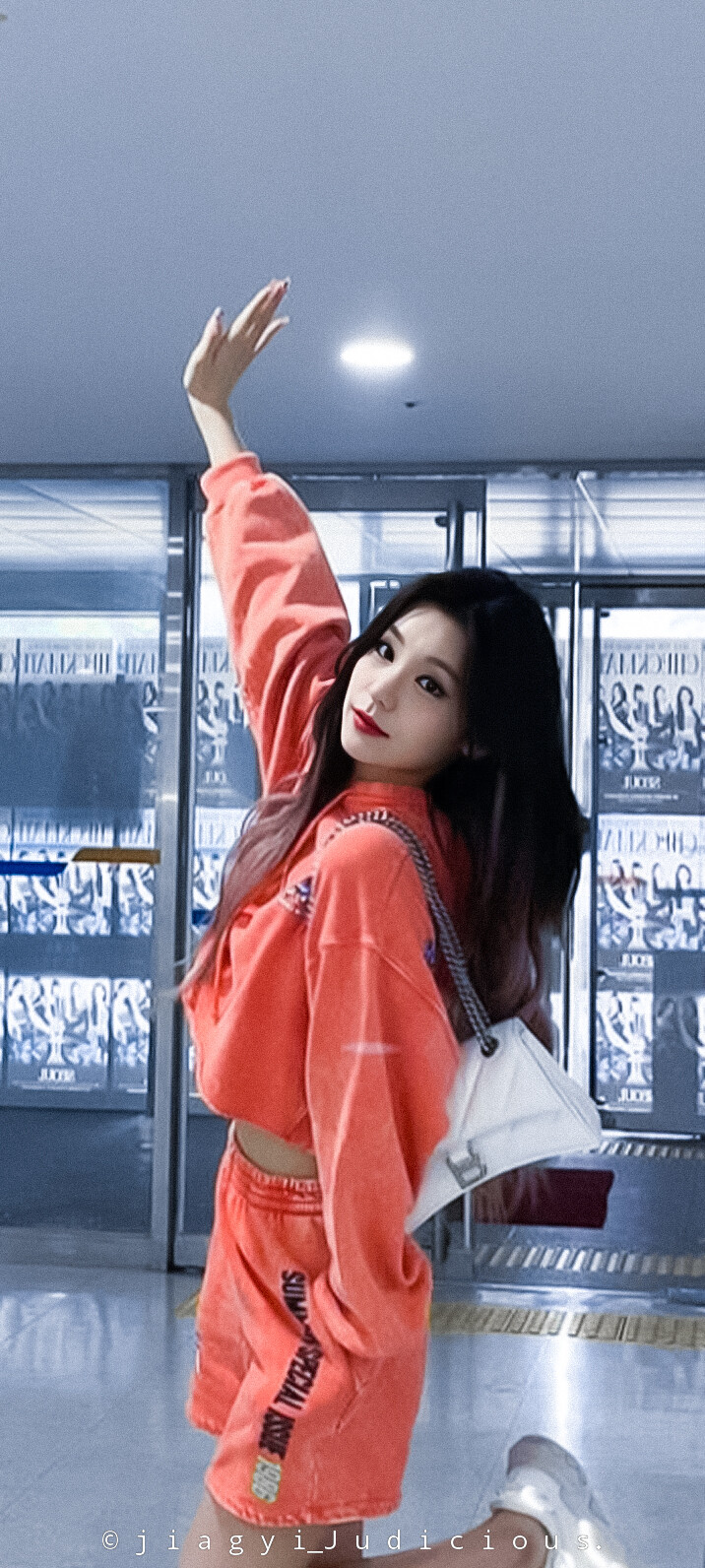 “海的那边还是海吗”
黄礼志yeji｜壁纸5p｜自修