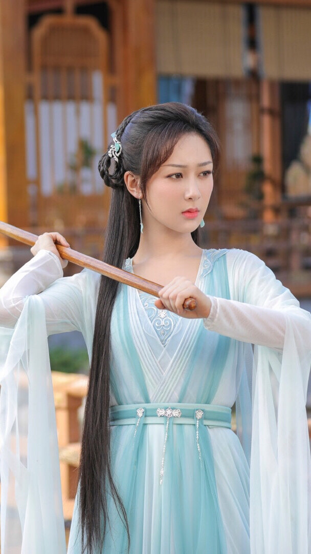 沉香如屑杨紫颜淡