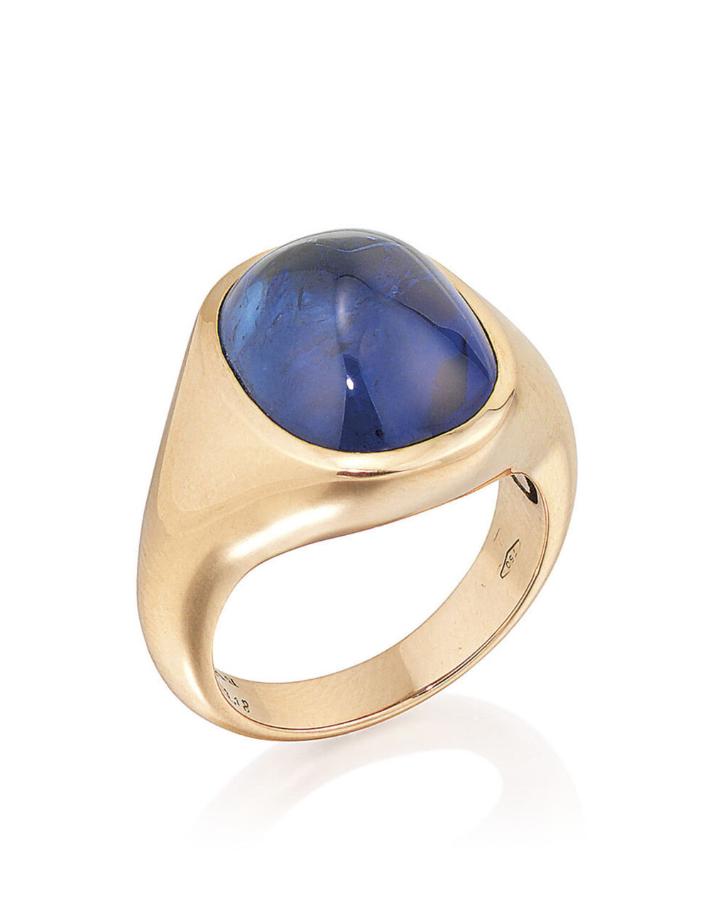 Bulgari 宝格丽 蓝宝石戒指 主石为一颗凸圆形蓝宝石，经GRS鉴定产地为斯里兰卡，没有加热的迹象，但GPL口头意见表示有加热迹象，黄金底托，尺寸为8号。成交价2万瑞郎