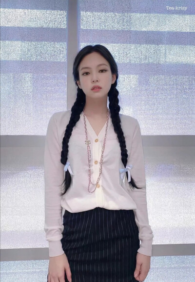 JENNIEの无风格聊天背景图①