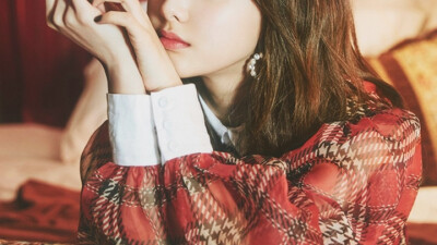 女主素材，二传注明冰肆熙，拿图dd收藏点赞专辑谢谢