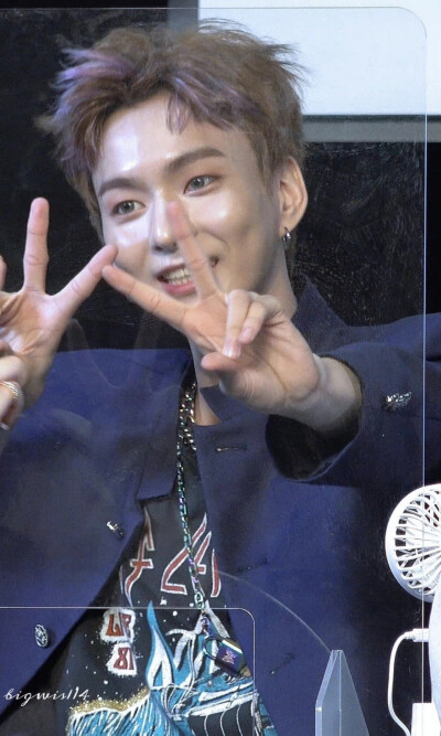 O.DE 吴承珉
©bigwis114 禁二改禁商用