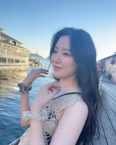 SHUHUA 叶舒华