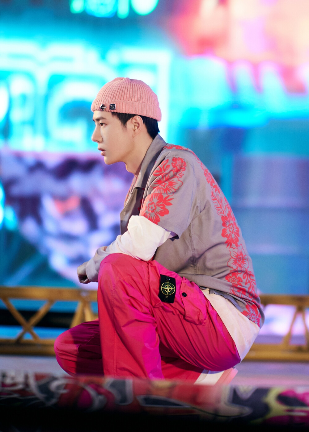 yibo-official: #王一博这就是街舞5# 为每一个热舞的日子,涂抹热爱的