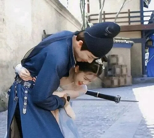 《长歌行》赵露思 饰 乐嫣 永安公主 / 刘宇宁 饰 皓都