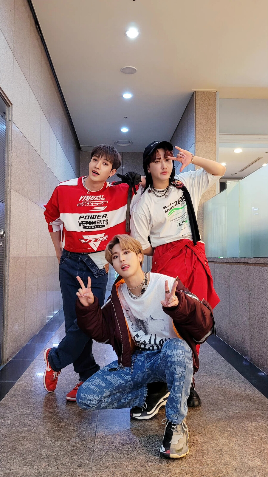 方灿 徐彰彬 韩知城