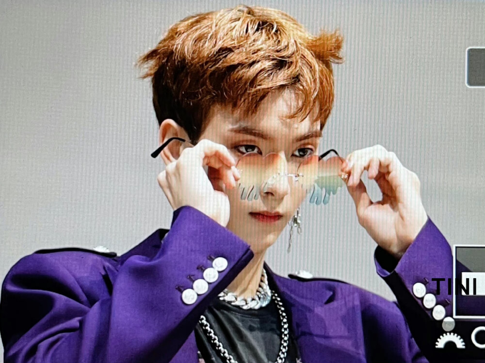 O.DE 吴承珉
©TiNi531 禁二改禁商用