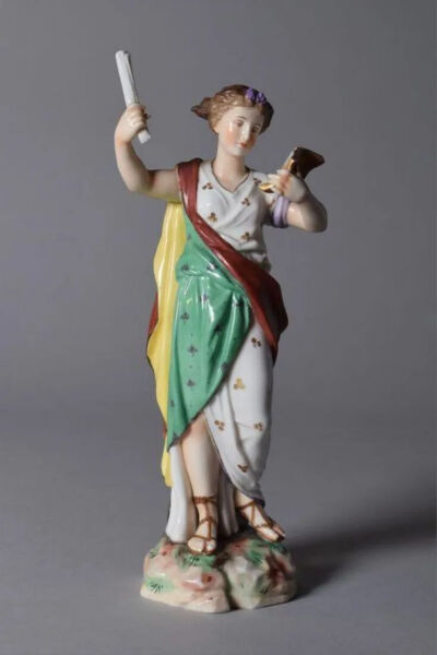 维多利亚和阿尔伯特博物馆收藏的19世纪Volkstädt瓷偶