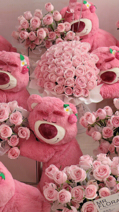 可爱的草莓熊壁纸