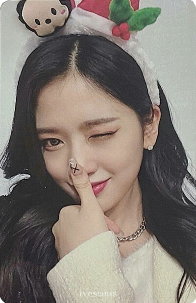 IVE ELEVEN WONDERWALL Preorder Benefit POB Scan 小卡扫图
​​​