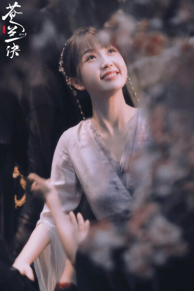 小兰花
cr:岐时聿