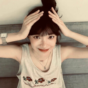 复古胶片
港风女头