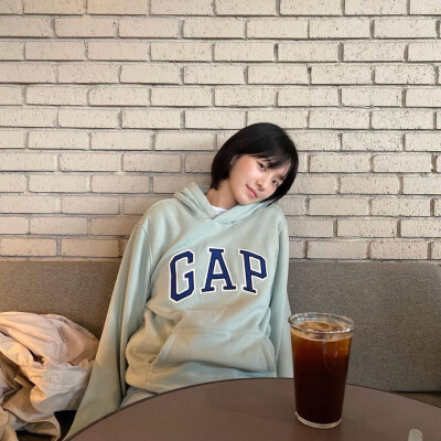 朴珪英头像 女头 小清新