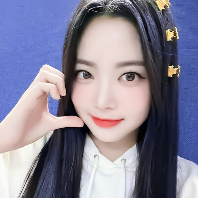 洪恩彩Eunchae 