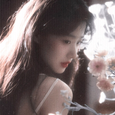 
*只要是真心连相撞都是花瓣飘飞的
Dieu a dit que c' était un vol